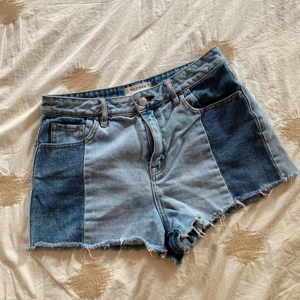PacSun Two Toned High Waisted Shorts